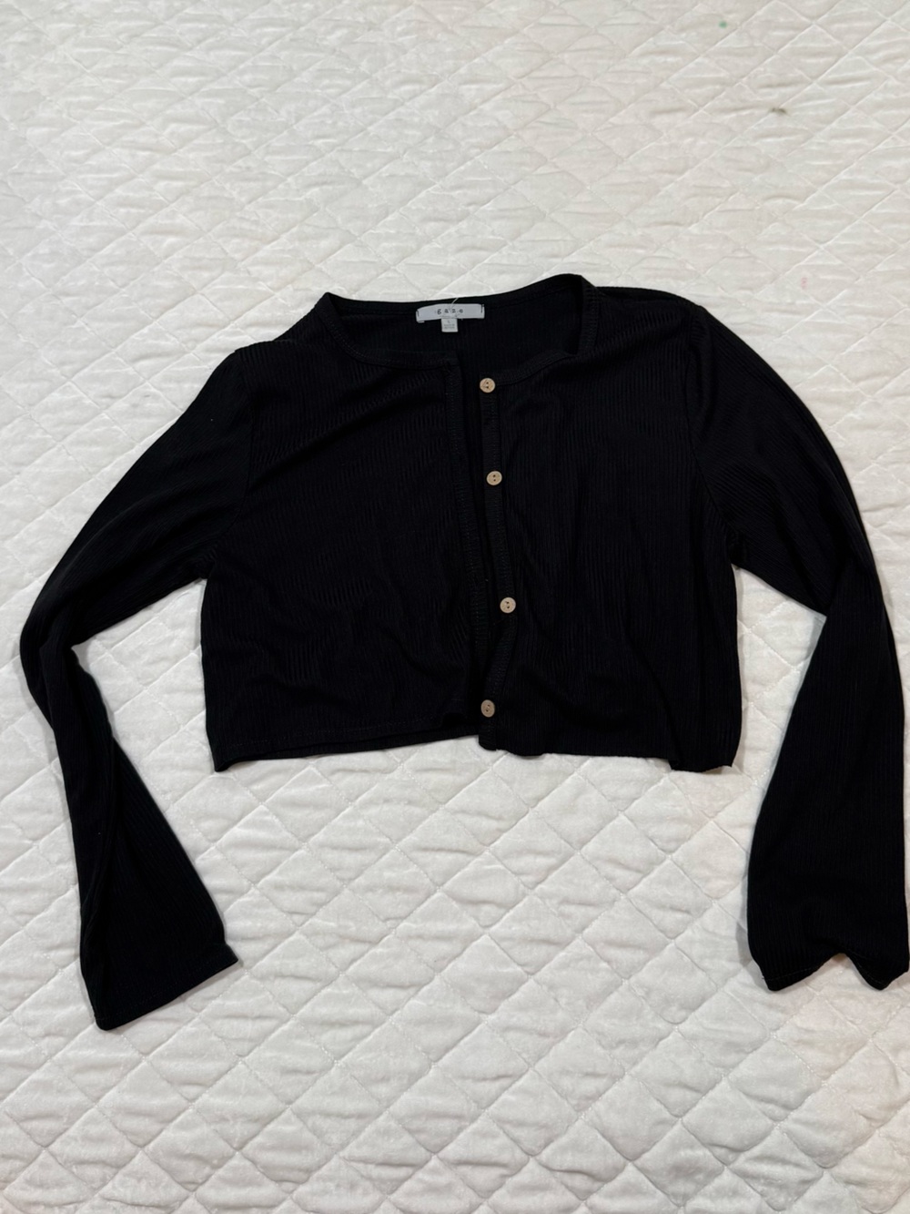 gaze Black Cropped Rib-Knit Button Cardigan